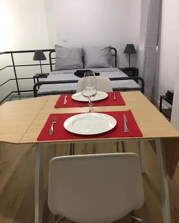 Cosy Quai Dion Bouton Apartment Puteaux